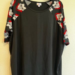 Lulularoe Irma Black Count Dracula Raglan Sleeve Tunic Top‎ Hi/lo Hem